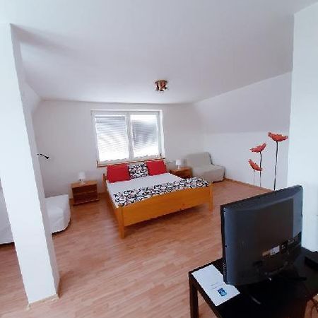 Apartment Patera Unhošť Eksteriør bilde
