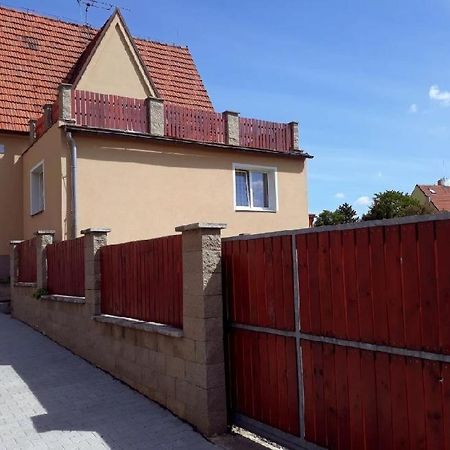 Apartment Patera Unhošť Eksteriør bilde