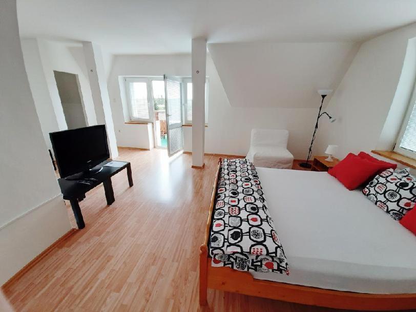 Apartment Patera Unhošť Eksteriør bilde